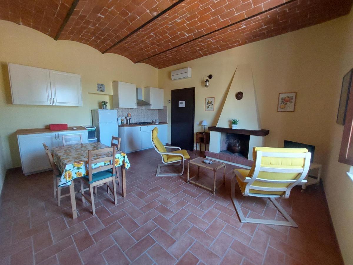Agriturismo Il Pescinone Venturina Terme Exterior foto