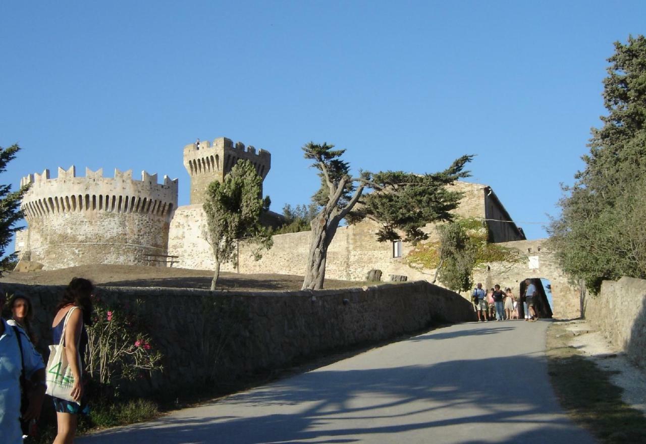 Agriturismo Il Pescinone Venturina Terme Exterior foto
